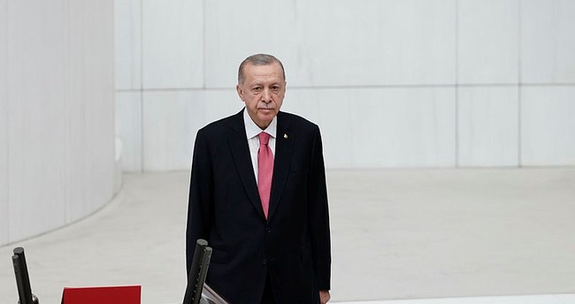 Cumhurbaşkanı Erdoğan yemin etti
