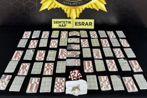 Malatya’da, Narkotik Suçlarla Mücadele Şube Müdürlüğü ekipleri tarafından “torbacı” olarak tabir