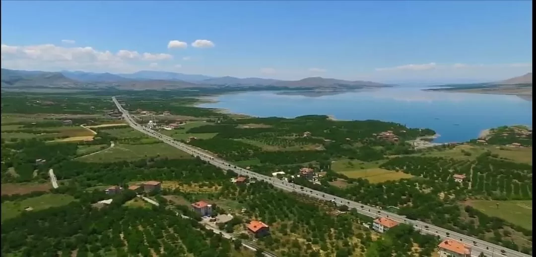 Malatya'nın Kale ilçesi, hem tarihi hem de doğal güzellikleriyle dikkat