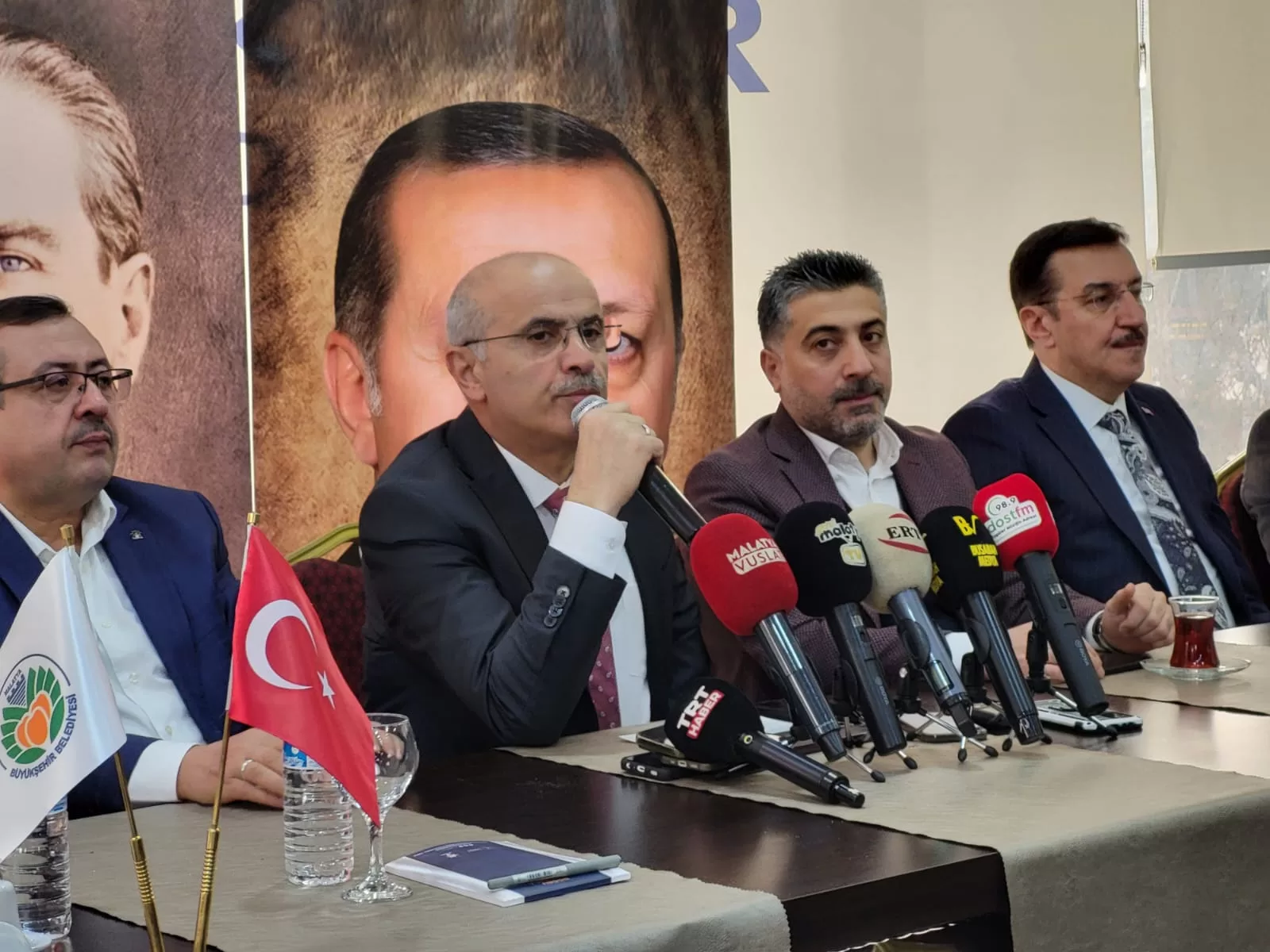 Ak Parti Malatya Başkanlığı tarafından bugün Dedekorkut Sosyal Tesislerinde basın