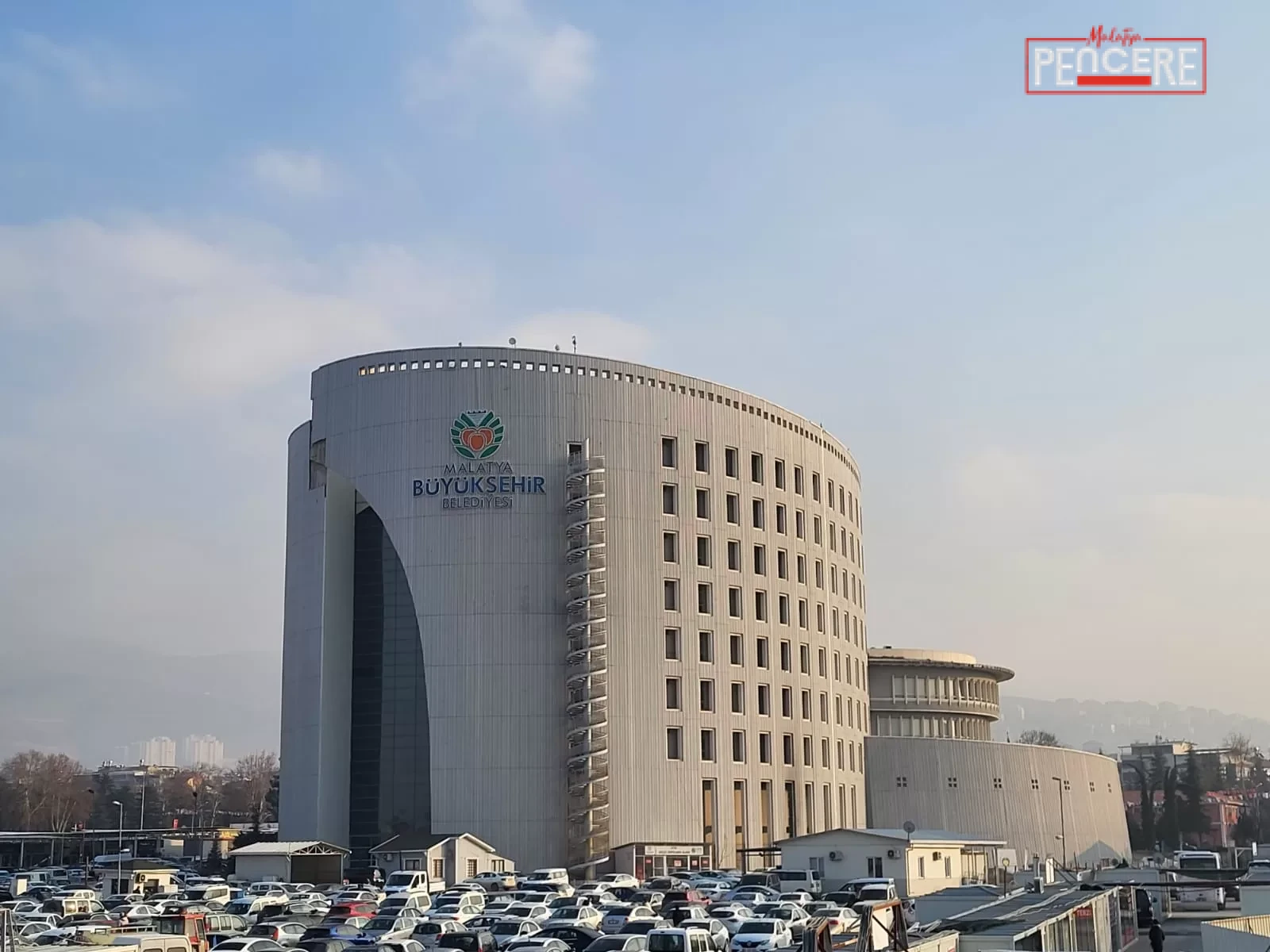 Son dönemde Malatya Büyükşehir Belediyesi ve Yeşilyurt Belediyesi'nde önemli görev