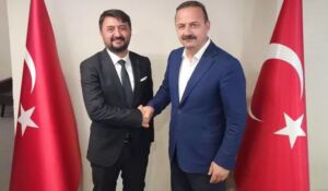 Yavuz Ağıralioğlu'nun kurduğu Anahtar Parti'nin Malatya İl Başkanı Erdoğan Zelyurt