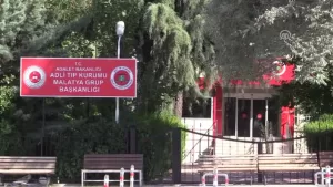 Yeşilyurt ilçesi Çavuşoğlu Mahallesinde  trafikte aracı ile seyir halindeyken fenalaşan