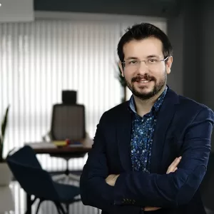 Sırt, boyun ve omuz ağrıları, duruş bozuklukları, sutyen askılarının ciltte