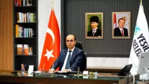 Yeşilyurt Belediye Başkanı Prof. Dr. İlhan Geçit Kimdir?