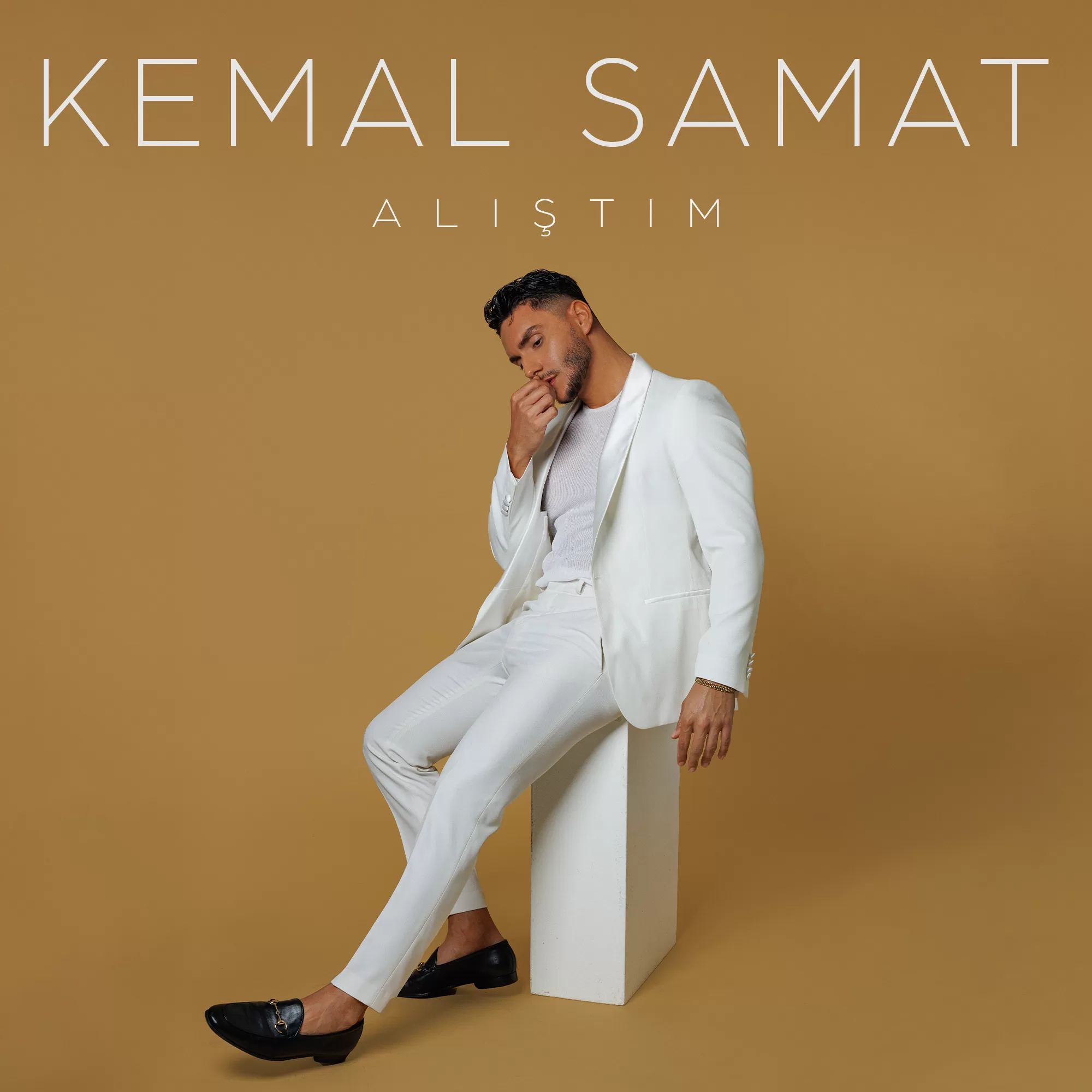 Kemal Samat:’’Yeni Düet Şarkım Geliyor” Yaşamını Hollanda’da sürdüren müzik dünyasının