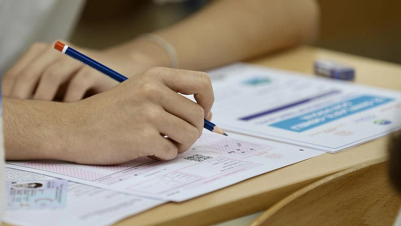 ÖSYM, 2025 Yükseköğretim Kurumları Sınavı (YKS) için başvuru tarihlerini açıkladı.