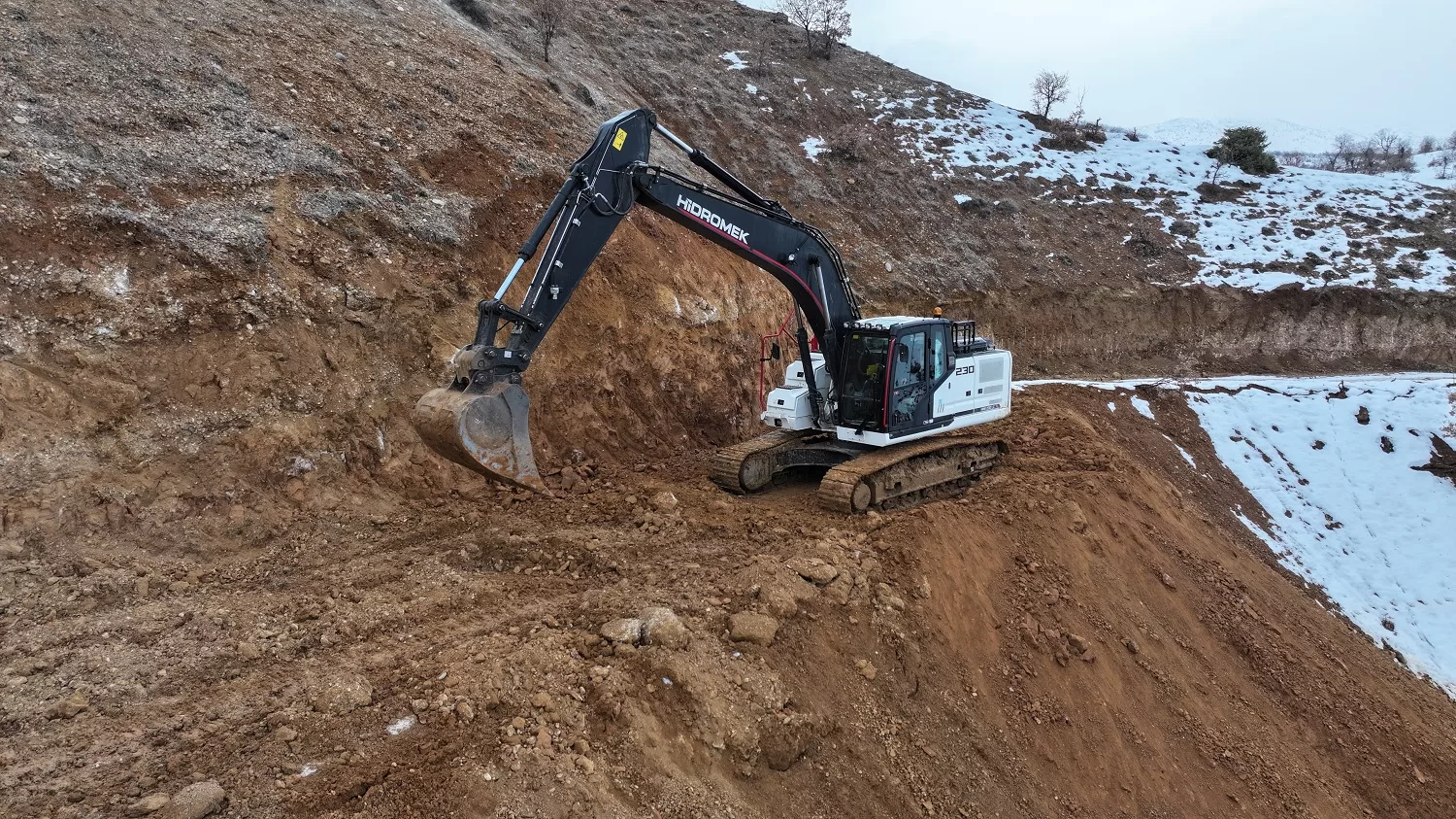 Yeşilyurt’un merkez ve kırsal bölgelerin ulaşım ağını yenilemek ve iyileştirmek