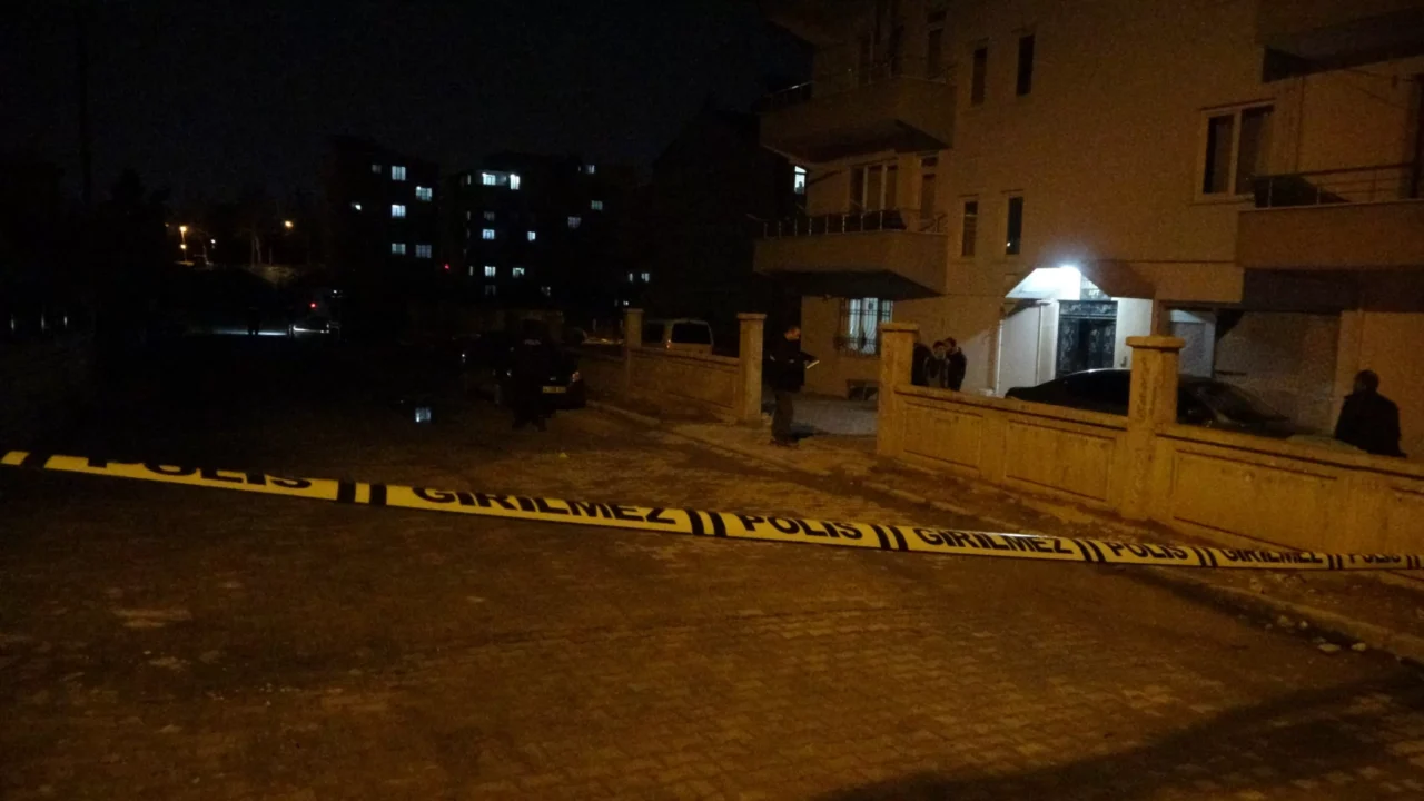 Malatya’da akraba iki aile arasında çıkan silahlı kavgada 1 kişi