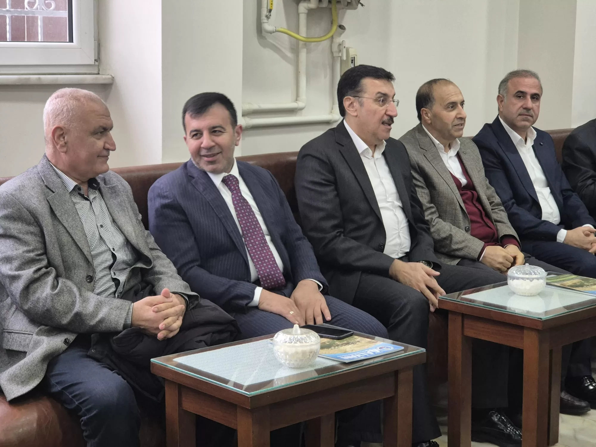 Başkan Mikail Sülük Şalyan Köy Derneğini Ziyaret Etti Başkan Mikail Sülük Dernek Ziyaretlerinde Hemşehrileri ile buluştu Pütürge Belediye