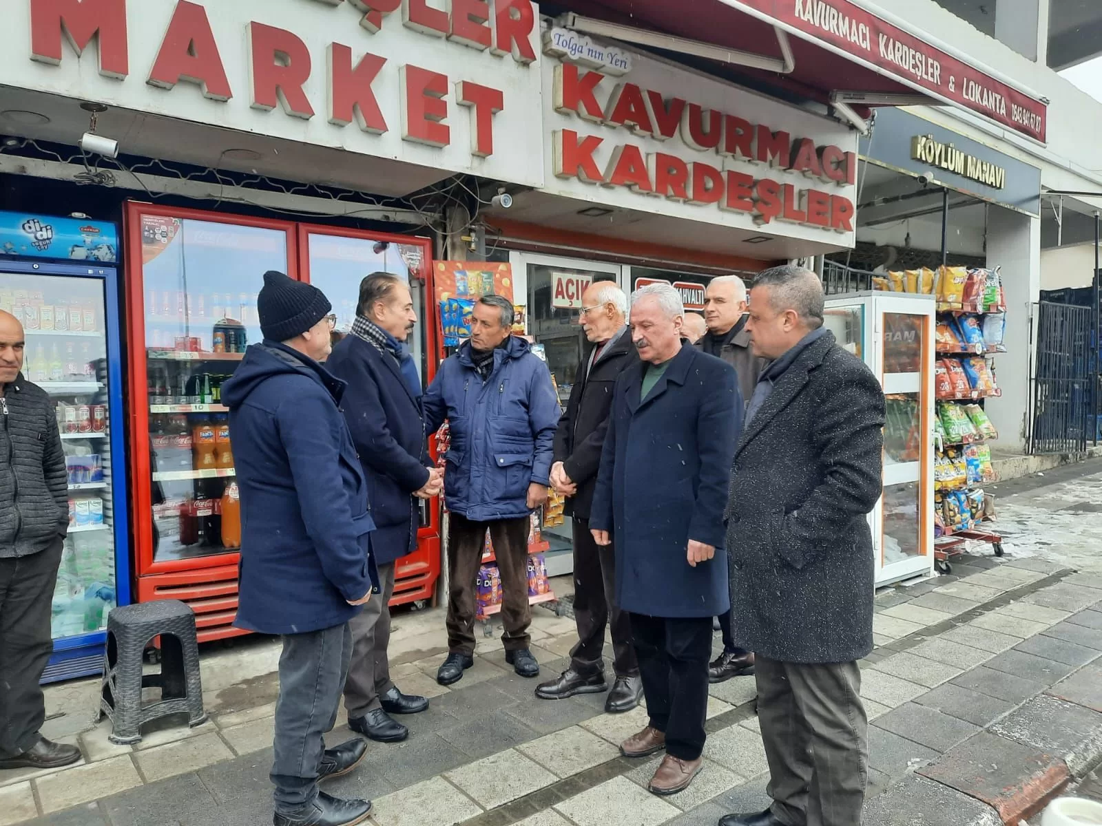 Keskin, Hekimhan’da Esnafın Sorunlarını Dinledi ESOB Başkanı Şevket Keskin Hekimhan ilçesinde esnafları ziyaret edip sorunları