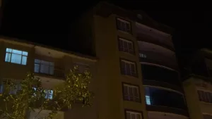 Malatya’nın Battalgazi ilçesinde bir binanın 6’ncı katından düşen 41 yaşındaki