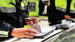 Trafikte Makas makas atanlara yeni cezalar yolda. İçişleri Bakanı Ali