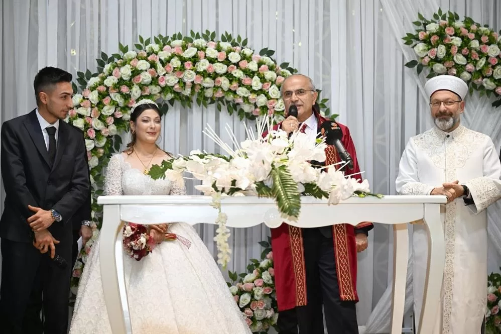 Malatya’da, toplu nikah töreninde konuşan Diyanet İşleri Başkanı Prof. Dr.