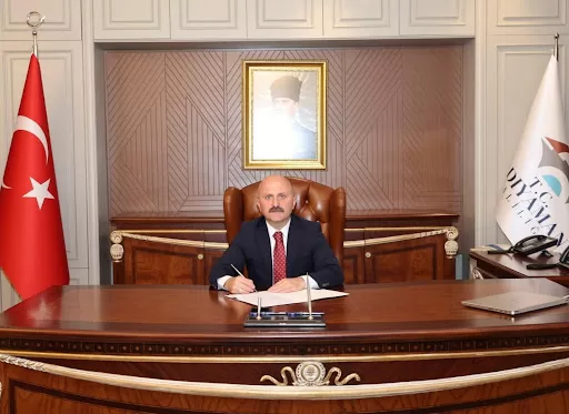 Adıyaman Valisi Osman Varol, 6 Şubat’ın yıldönümünde kentteki tüm kamu