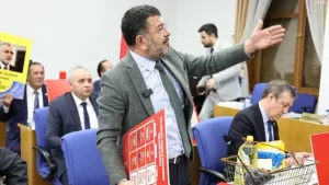 Cumhuriyet Halk Partisi’nin (CHP) vatandaşların sahte alkole yönelme sebeplerinin araştırılması
