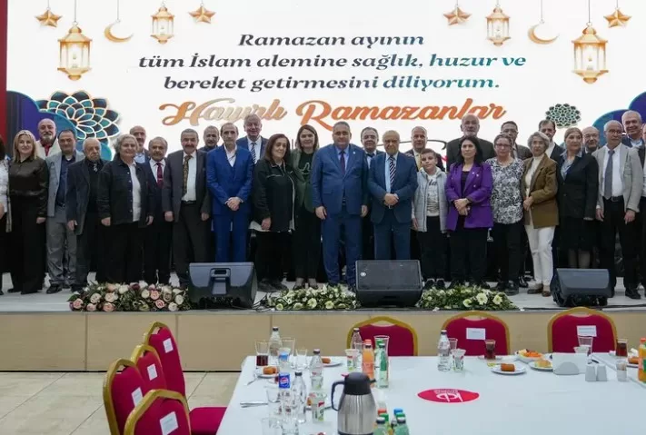 Başkentte Erzincan, Malatya, Elazığ ve Tuncelililer İftarda Buluştu Ankara Keçiören Belediyesi'nin Mevlana Kültür Merkezi’nde kurduğu iftar sofrası, Erzincan,