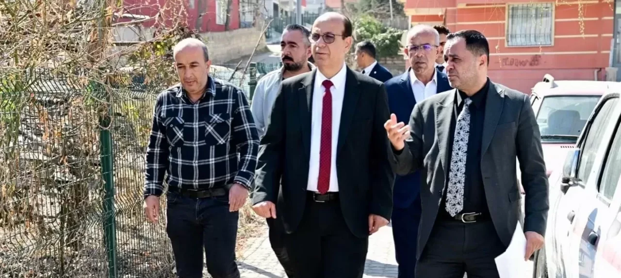 İlçemizin 10 Farklı Noktasına ‘Taziye Evi’ Kuracağız BAŞKAN GEÇİT’İN ‘TAZİYE EVLERİ’ VAADİ GERÇEĞE DÖNÜŞÜYOR Yeşilyurt Belediye Başkanı