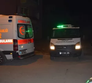 Malatya'nın Akçadağ ilçesinde otomobil ile traktör kafa kafaya çarpıştı. Kazada