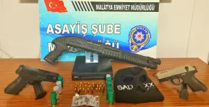 Malatya’nın Yeşilyurt ilçesine bağlı Tecde Mahallesi’nde yaşanan gasp ve darp