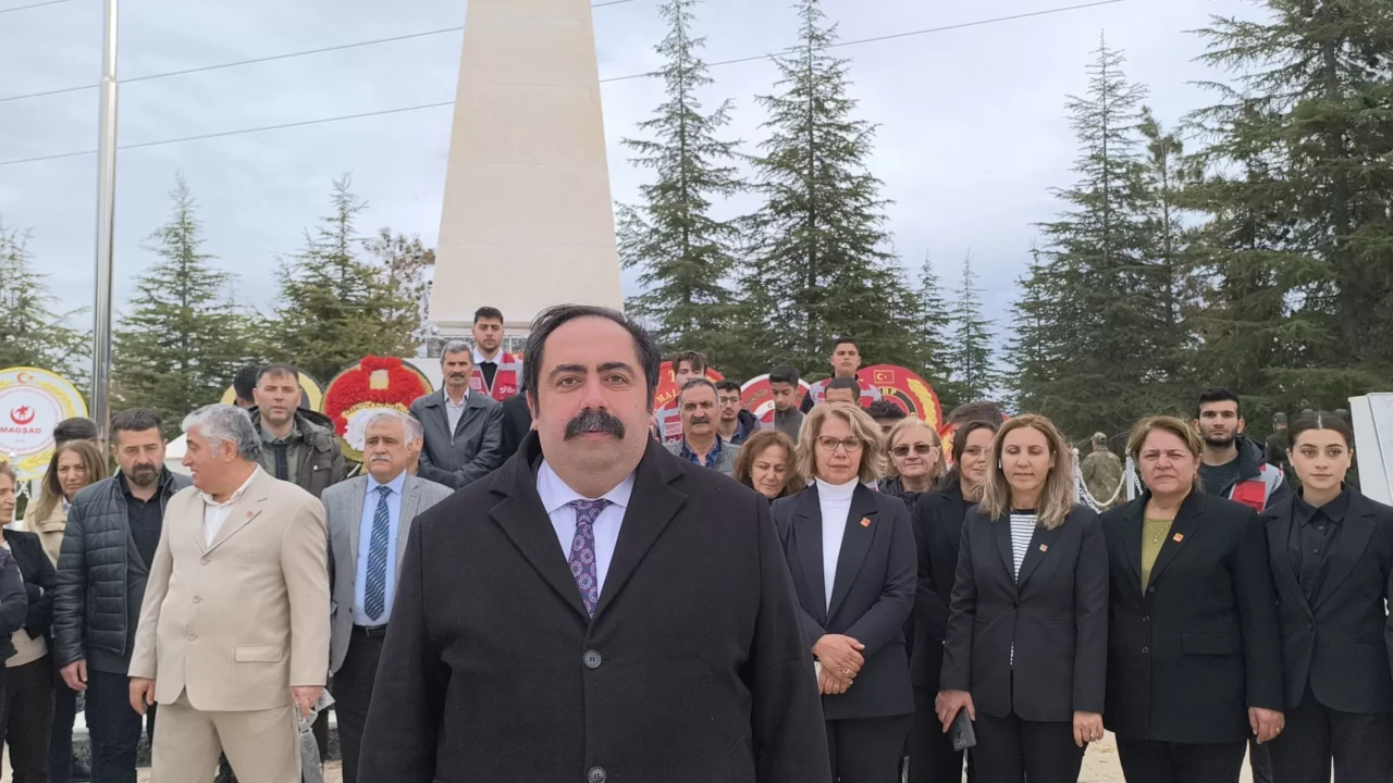 Barış Yıldız: “Çanakkale Ruhu, Bugün de Yolumuzu Aydınlatmaktadır” CHP Malatya İl Başkanı Barış Yıldız 18 Mart Çanakkale Zaferi’nin
