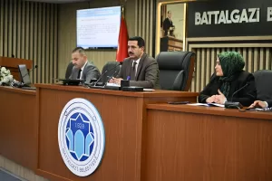 Battalgazi’de meclis toplantısı yapıldı Battalgazi Belediyesi Mart ayı olağan meclis