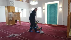 Battalgazi Belediyesi, Ramazan Bayramı öncesinde ilçedeki camilerde kapsamlı temizlik çalışmalarına