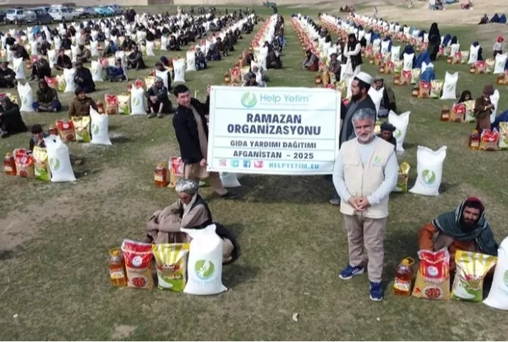 Afganistan, uzun yıllardır süregelen savaş, yoksulluk ve ekonomik krizlerle mücadele