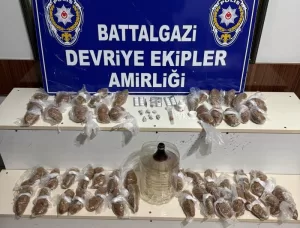 Malatya Emniyeti başarılı bir operasyona daha imza attı. Malatya’nın Battalgazi