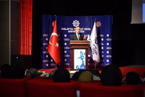 Türkiye’nin 8. Cumhurbaşkanı merhum Turgut Özal, vefatının yıldönümünde memleketi Malatya’da
