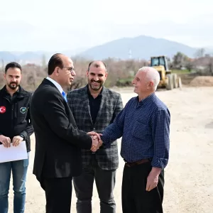 Topsöğüt Karşıyaka Mahallesinde ki 2.5 km’lik imar yolu açma çalışmalarını
