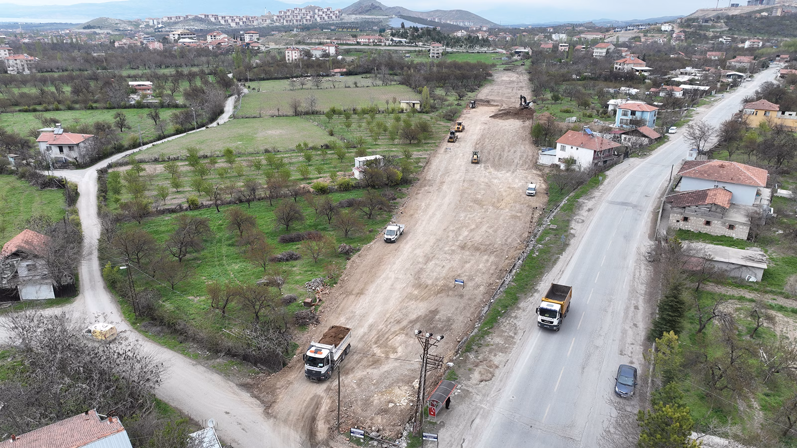 Büyükşehir’in Yol Açma Çalışmaları Aralıksız Devam Ediyor [kanews-title title=”Malatya Büyükşehir Belediyesi yol açma çalışmalarına aralıksız devam ediyor”