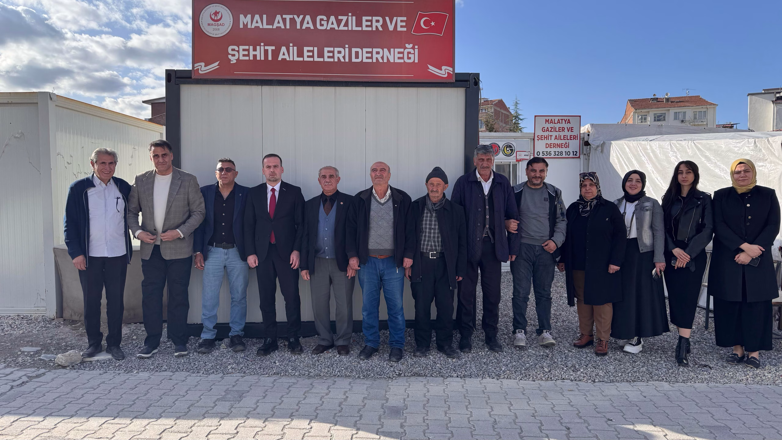 Maginder’den Şehitler Haftasında Anlamlı Ziyaret Malatya Girişimci İş İnsanları Derneği (MAGİNDER) Yönetim Kurulu Başkanı Salih