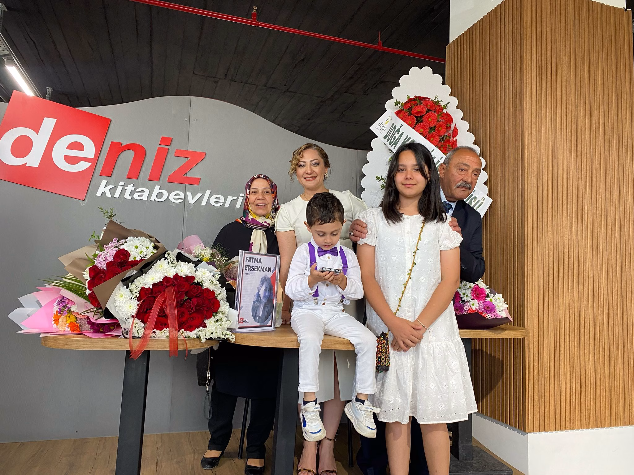 [kanews-title title=”Mehmet Akif Ersoy Ortaokulu Müdür Yardımcısı Fatma Ersekman, edebiyat
