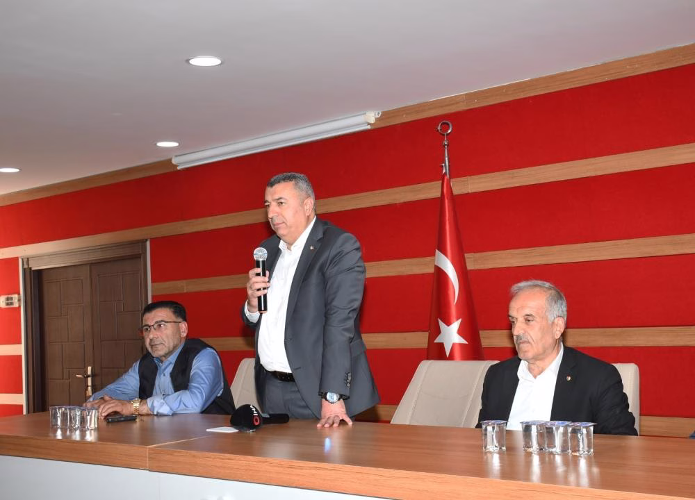 Malatya Ticaret Borsası Gurbetçileri Ağırladı Almanya’da yaşayan yaklaşık 70 kişilik gurbetçi grup, bir dizi ziyaret