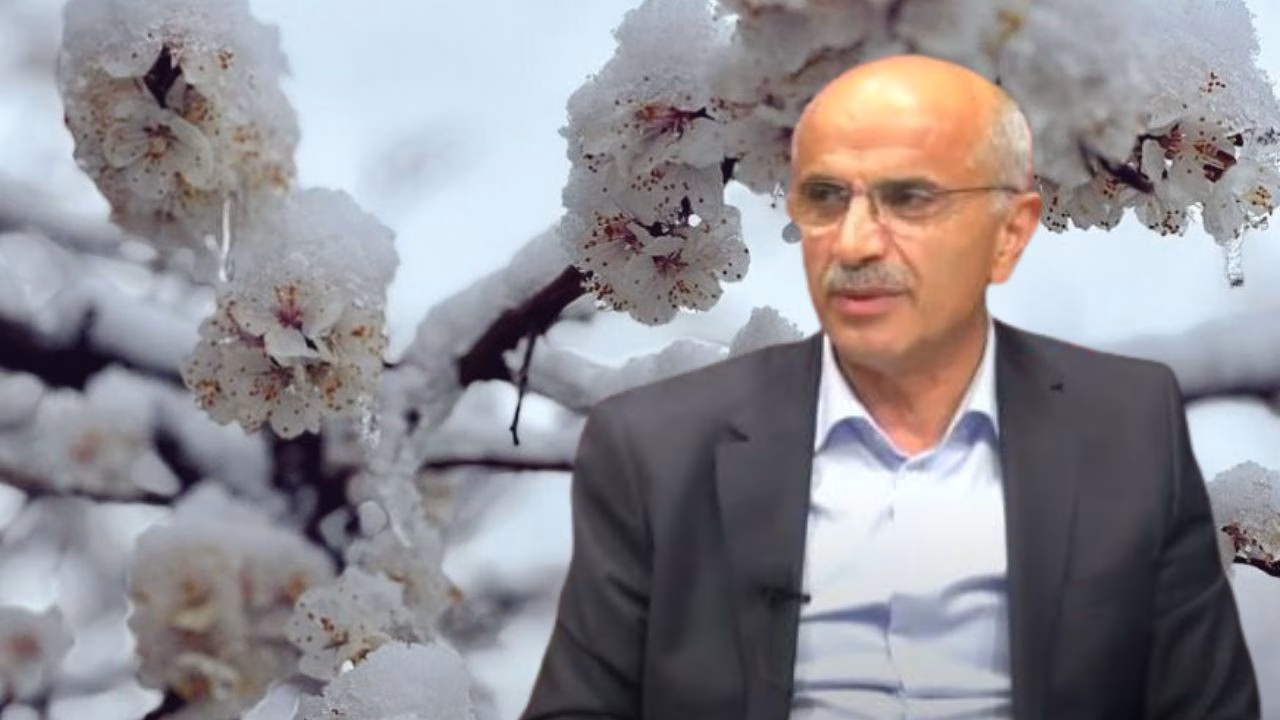 Malatya’da etkili kar yağışı sonrası yaşanan zirai don kayısı bahçelerini
