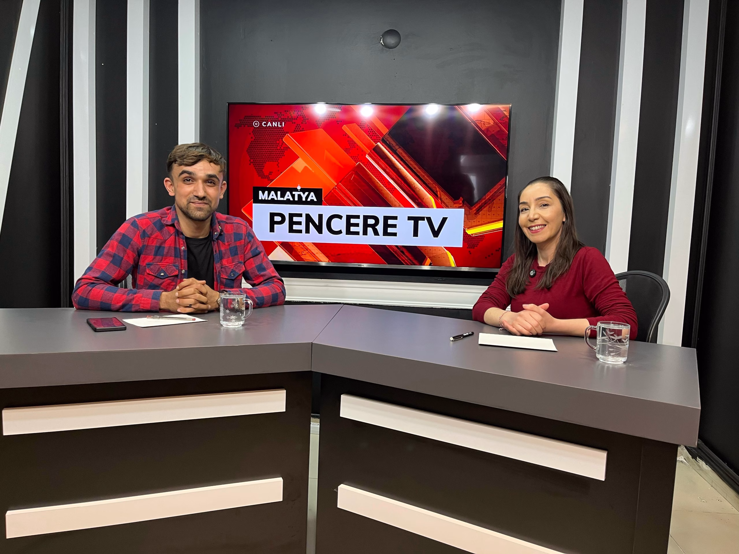 Malatyalı Ünlü Tiyatro Sanatçısı Yelda Alp Levent Pencere TV’nin Konuğu