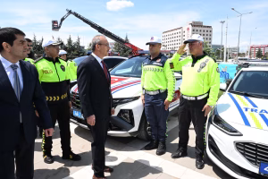 Vali Seddar Yavuz; Karayolu Trafik Haftası kapsamında, Malatya Kongre ve