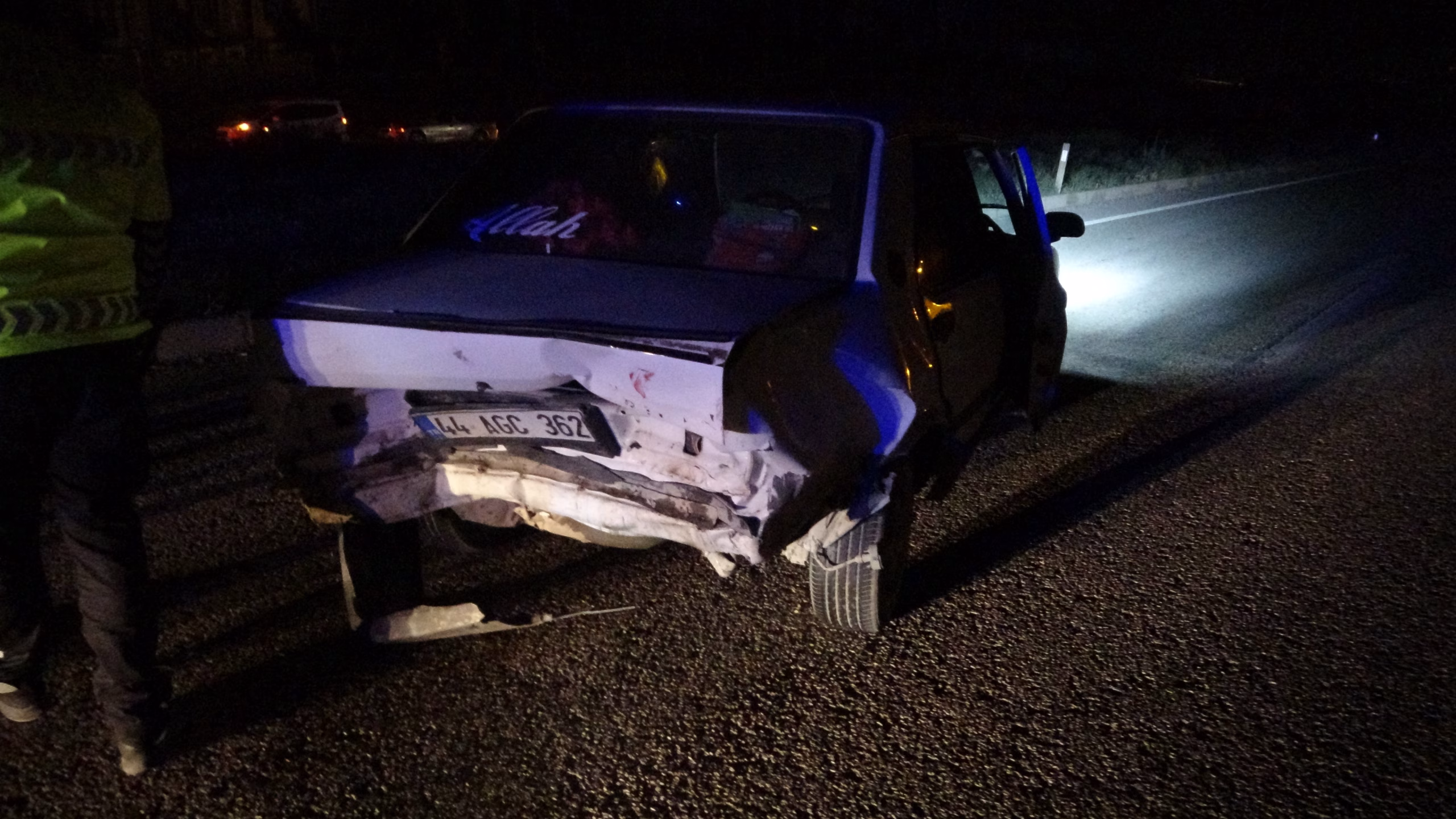 Malatya’da iki otomobilin çarpıştığı trafik kazasında 4 kişi yaralandı. Kaza,