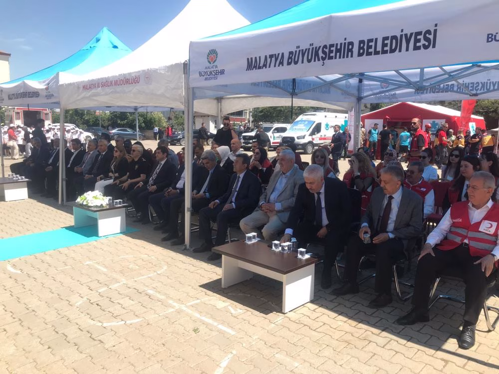 Malatya’da “Sağlıklı Çocuk, Sağlıklı Gelecek” etkinliği Malatya Valiliği himayelerinde, İl Sağlık Müdürlüğü ve İl Milli Eğitim