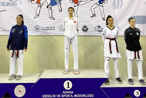 Yıldızlar Türkiye Şampiyonu: Zeynep Beren Özdemir Adana’da gerçekleştirilen Okul Sporları