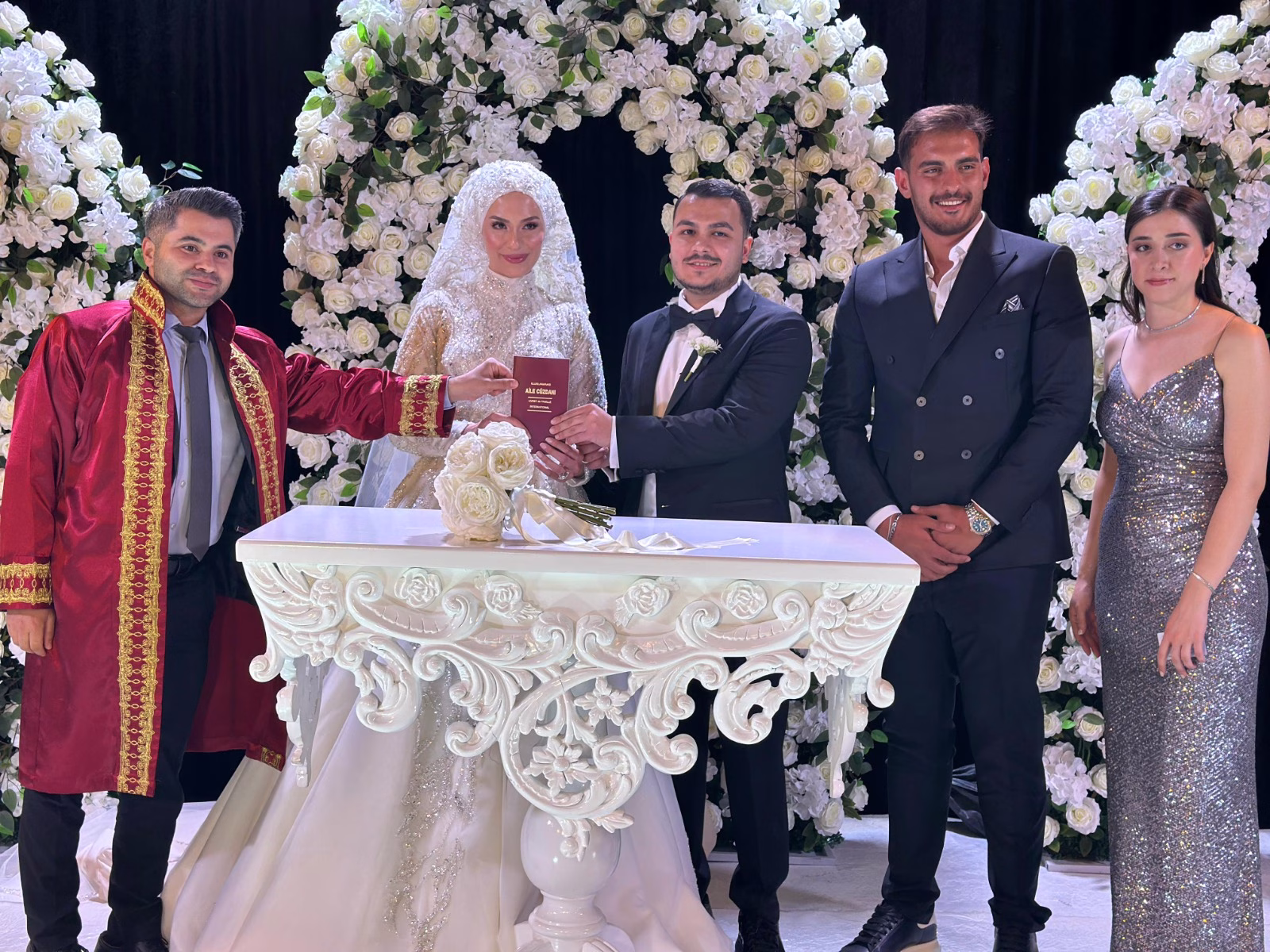 Anşin ve Karamercan Ailelerinin Mutlu Günü Malatya’nın bir otelde gerçekleşen bu özel tören, Anşin ve Karamercan