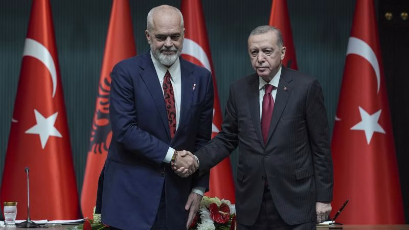 Cumhurbaşkanı Recep Tayyip Erdoğan, Arnavutluk Başbakanı Edi Rama ile telefonla