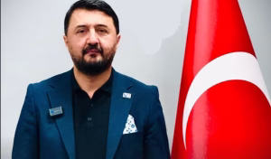 Anahtar Parti Malatya İl Başkanı Erdoğan Zelyurt, görev yaptığı okulda