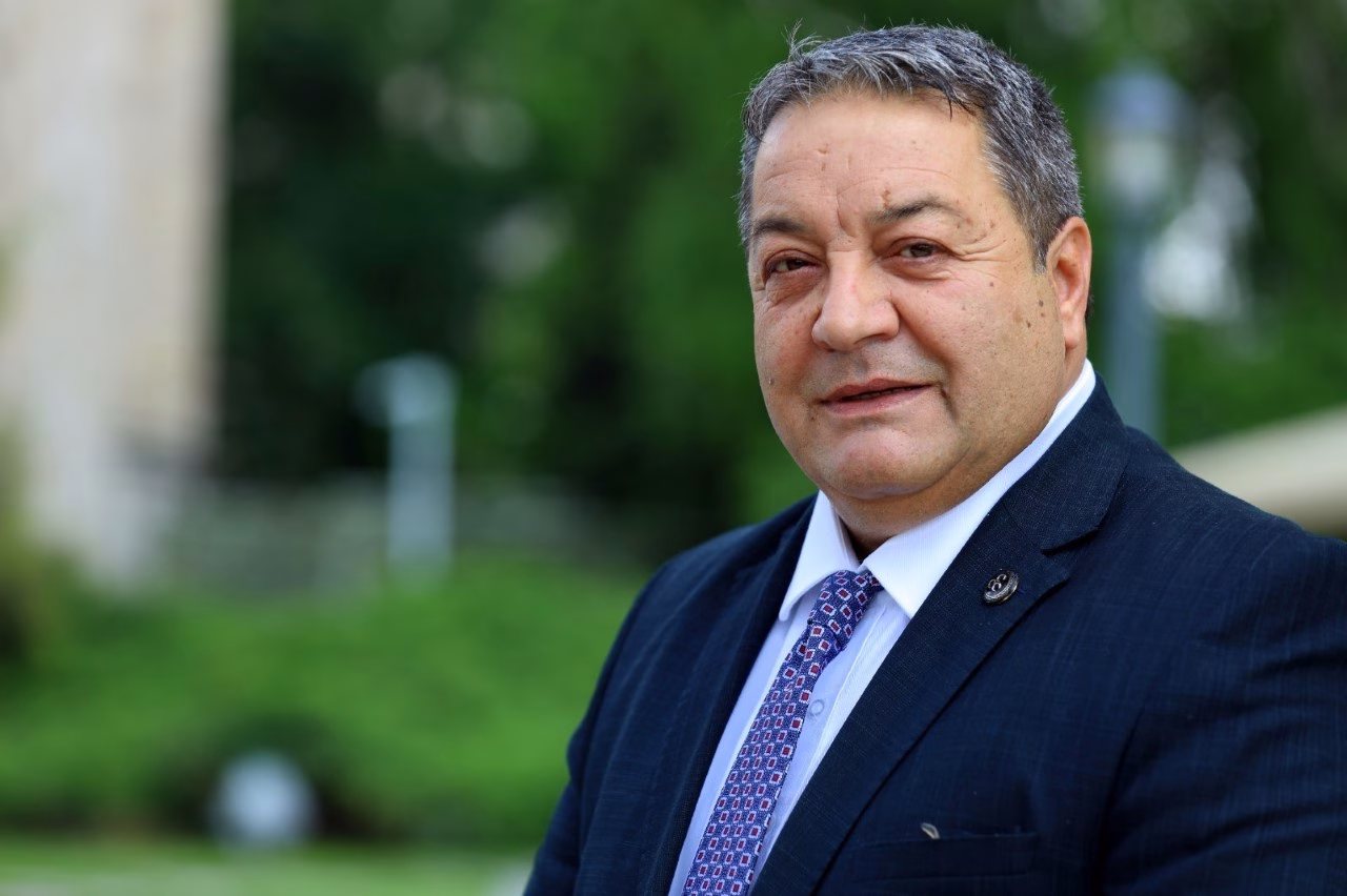 Malatya MHP Milletvekili Mehmet Fendoğlu Nerede? Geçmişin hareketliliği, bugünün sessizliğiyle yer değiştiriyor Geçtiğimiz dönemde Malatya sokaklarında,