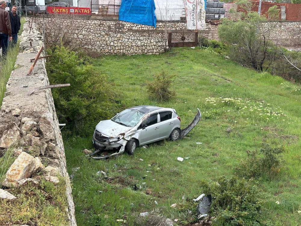 Malatya’nın Yeşilyurt ilçesi Tecde Mahallesi’nde meydana gelen kaza, 13.30 sıralarında