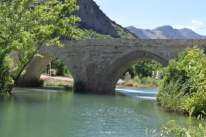 Malatya’nın önemli turizm destinasyonlarından biri olan Arapgir, yaz sezonuna hazır.