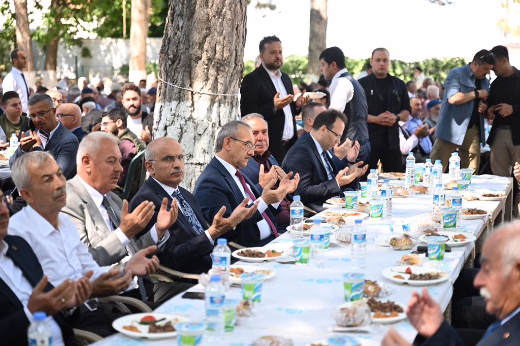 Vali Seddar Yavuz, Hayırsever iş insanı Doğanşehir Eski Belediye Başkanı