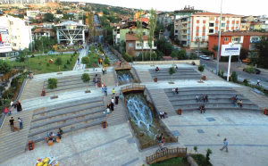 Malatya’nın en gözde alanlarından biri olan Kernek Meydanı, yaz aylarının