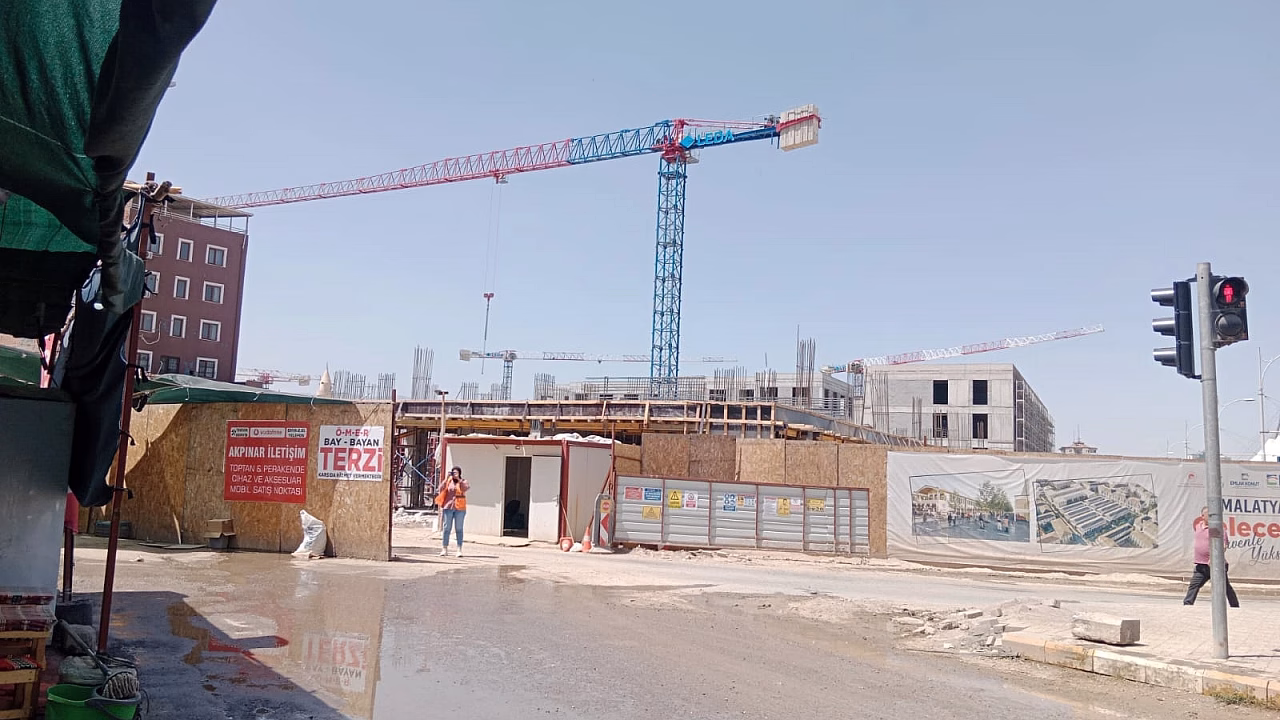 6 Şubat 2023’te yaşanan büyük depremden sonra Malatya’da hayat bir